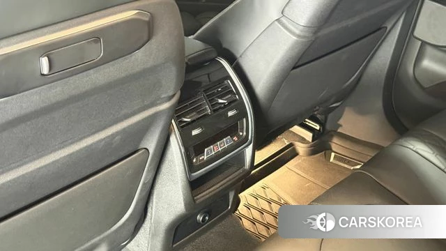 BMW X6 (G06) id 4342742 из Кореи 8