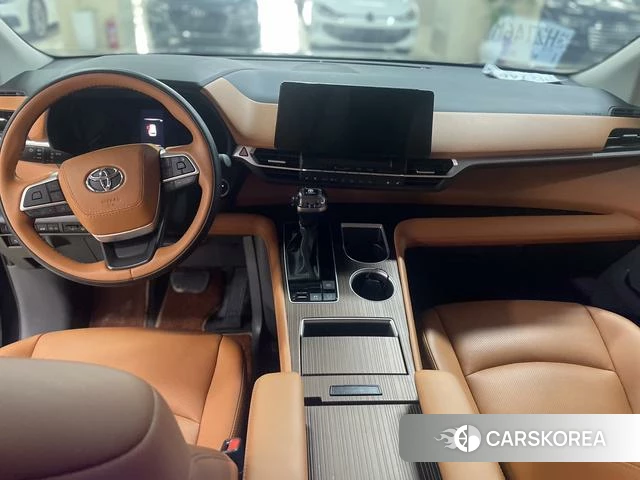 Toyota Saina id 4260659 из Китая 8