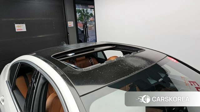 BMW 5 Series (G30) id 4411341 из Кореи 8