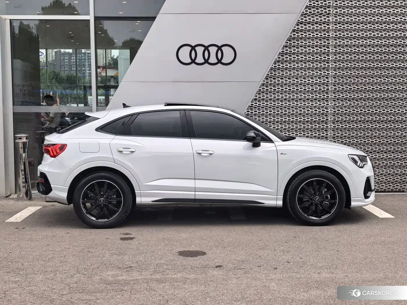 Audi Q3 Sportback id 4545879 из Китая 8