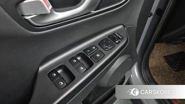 Hyundai The New Kona id 3328801 из Кореи 8