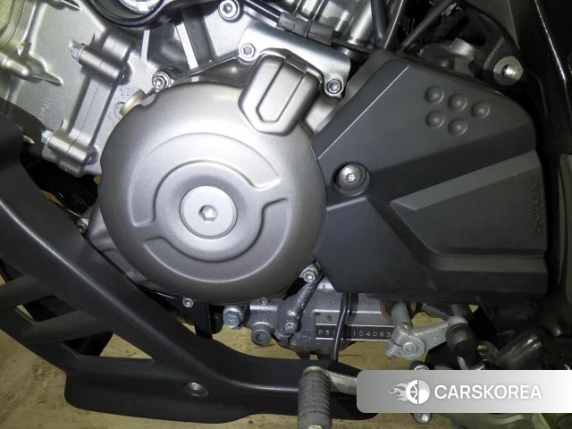 Suzuki V-STROM 650 DL650 ABS id 3947563 из Японии 8