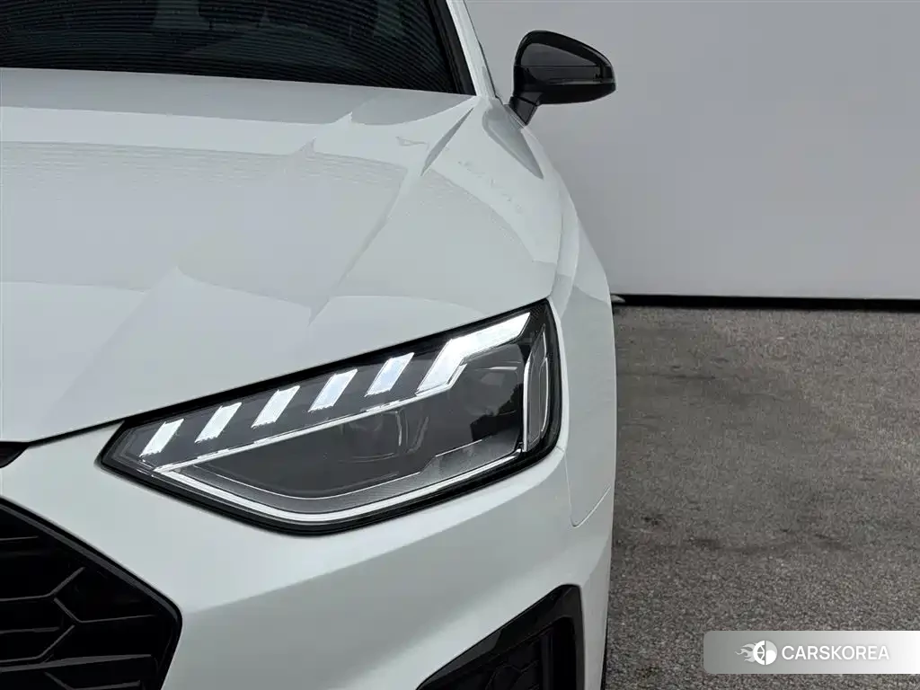 Audi A4L id 4653883 из Китая 8