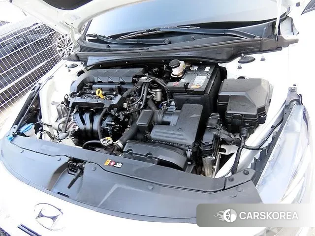 Hyundai Avante (CN7) id 3343516 из Кореи 8