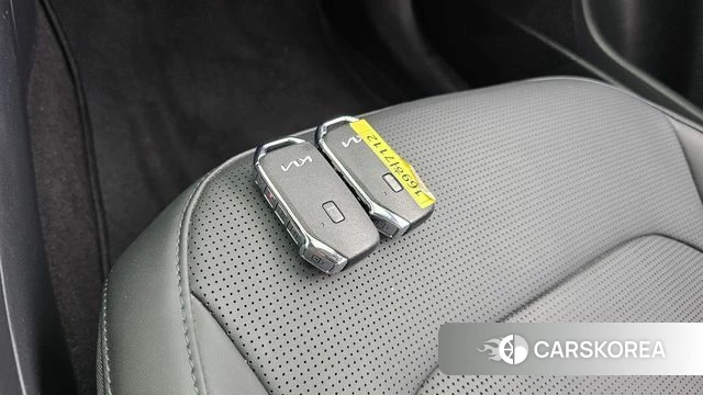 Kia Di Ol Nu Niro id 4309273 из Кореи 8