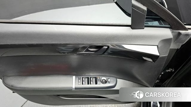Hyundai Grandeur (GN7) id 3832304 из Кореи 8