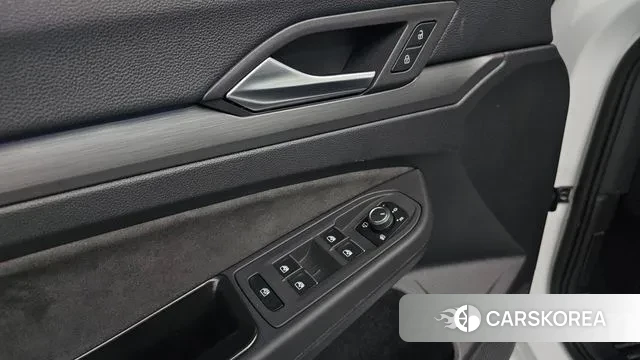 Volkswagen Golf 8th Generation id 2958719 из Кореи 8