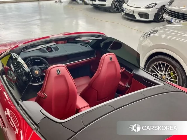 Porsche 911(992) id 3190618 из Кореи 8