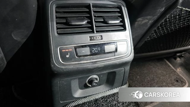 Audi A4 (B9) id 4389702 из Кореи 8