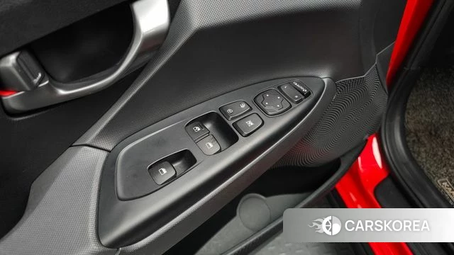 Hyundai Veloster (JS) id 3801611 из Кореи 8