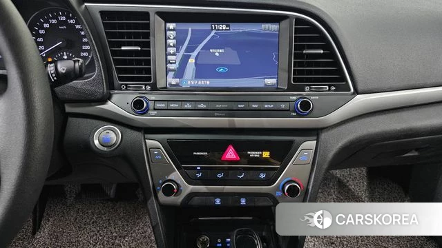 Hyundai Avante AD id 4658334 из Кореи 8