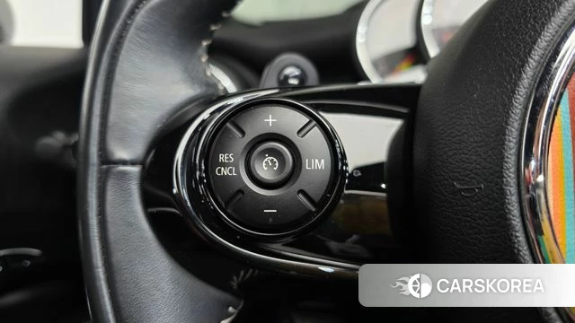 Mini Cooper S Convertible id 4865610 из Кореи 8