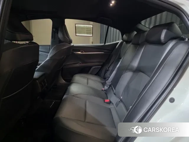 Toyota Camry (XV80) id 3262118 из Кореи 8