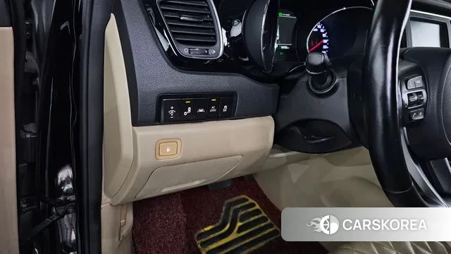 Kia The New Carnival id 3444893 из Кореи 8