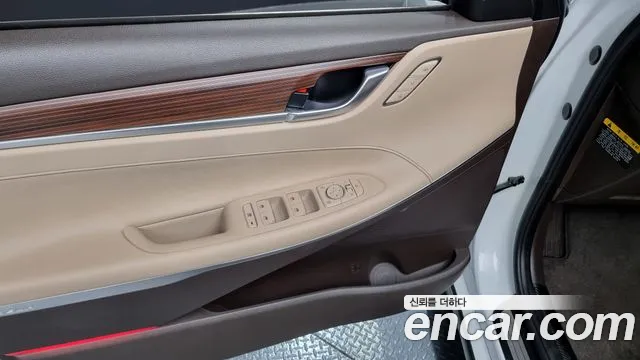 Hyundai Grandeur IG Hybrid id 2713107 из Кореи 8