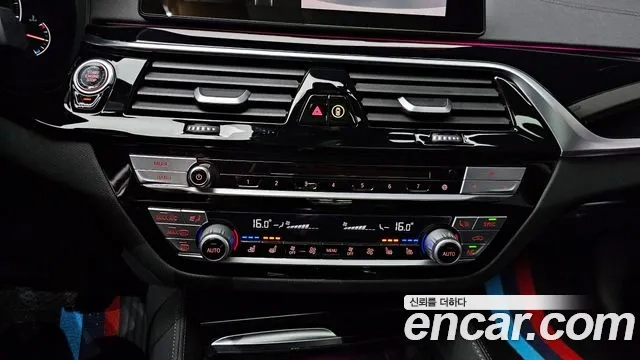 BMW 5 Series (G30) id 2881414 из Кореи 8