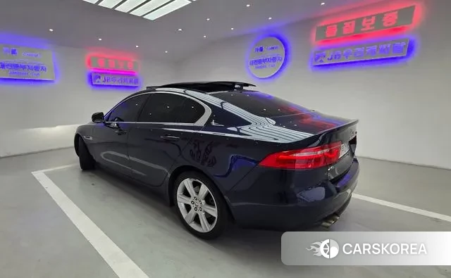 Jaguar XE id 3494278 из Кореи 8