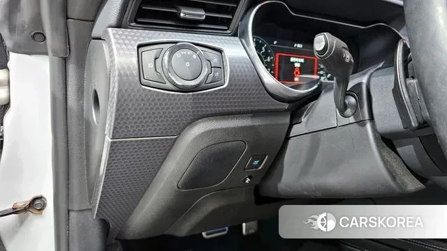 Ford Mustang id 2516240 из Кореи 8