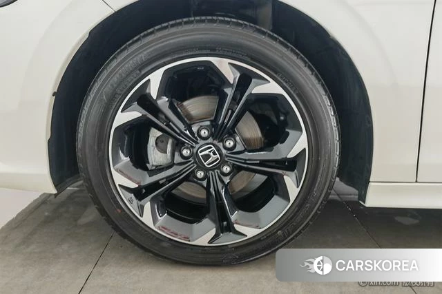 Honda Civic id 4334872 из Китая 8