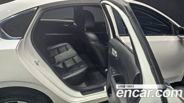 Kia Come New K3 id 2718910 из Кореи 8