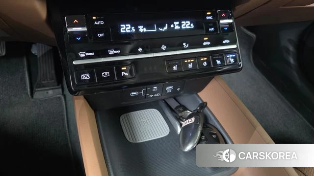 Hyundai Grandeur (GN7) id 4292454 из Кореи 8