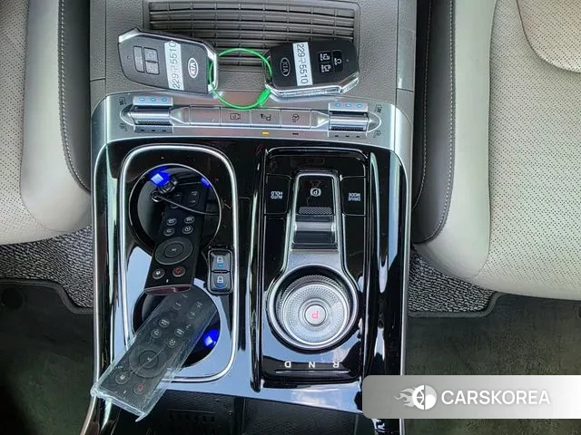 Kia Carnival 4th generation id 2980767 из Кореи 8