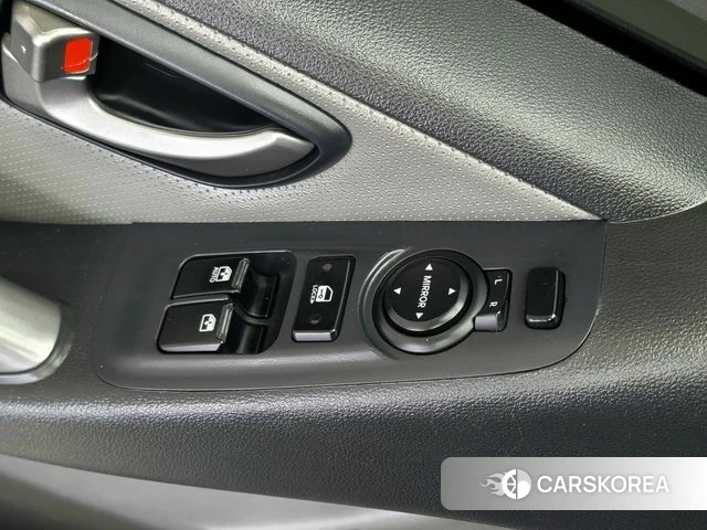 Hyundai The New Grand Starex id 3829439 из Кореи 8