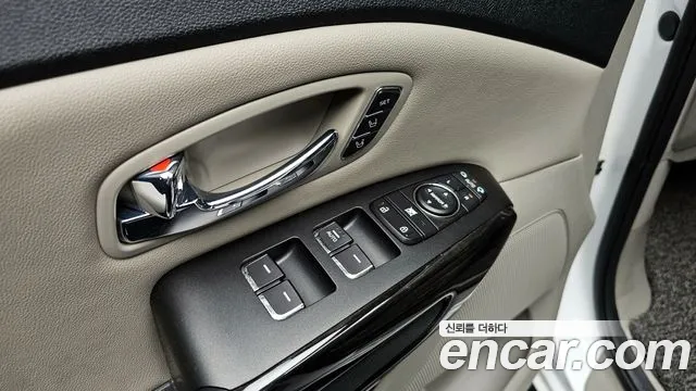 Kia The New Carnival id 2487434 из Кореи 8