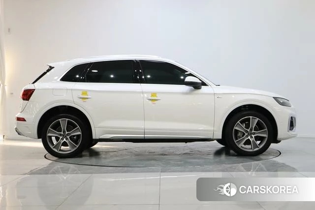 Audi Q5L id 4273671 из Китая 8