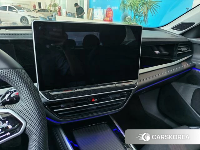 Volkswagen Passat id 4307074 из Китая 8