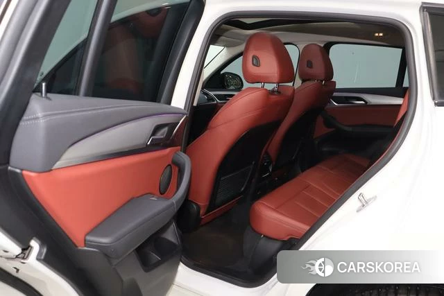BMW X4 id 4257243 из Китая 8