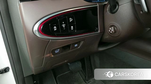 Genesis GV70 id 3964500 из Кореи 8