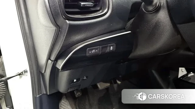 Toyota Prius 4th Generation id 3013454 из Кореи 8