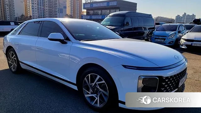 Hyundai Grandeur (GN7) id 3757392 из Кореи 8