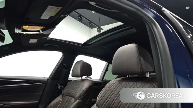 BMW 5 Series (G30) id 3474751 из Кореи 8