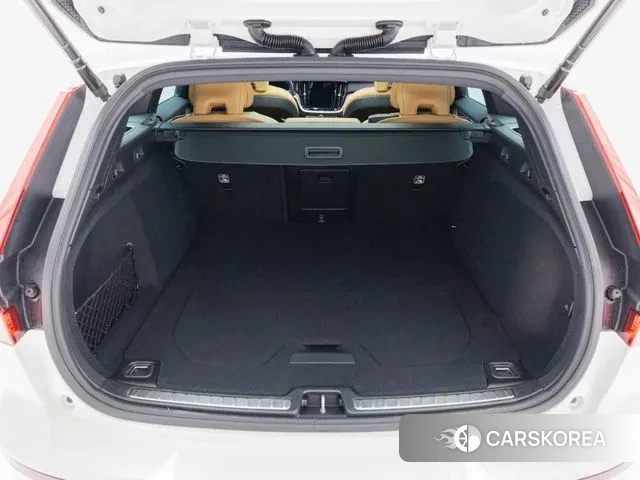 Volvo V60 Cross-Country 2nd Generation id 3549695 из Кореи 8