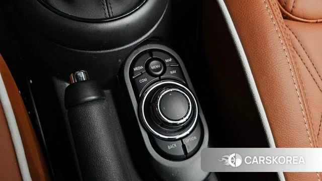 Mini Cooper S Convertible id 4360246 из Кореи 8