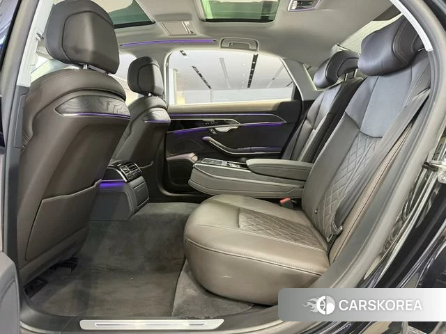Audi A8 id 4291139 из Китая 8