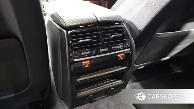 BMW 5 Series (G30) id 3485149 из Кореи 8