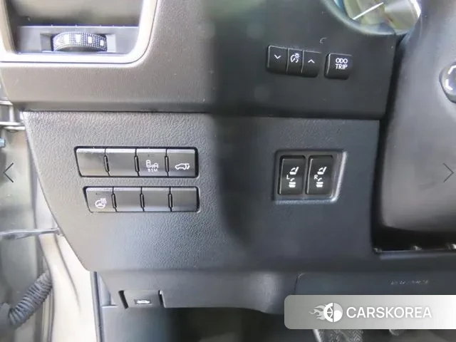 Lexus NX300h id 3622682 из Кореи 8