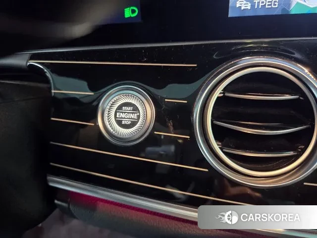 Mercedes-Benz E-Class W213 id 3275744 из Кореи 8