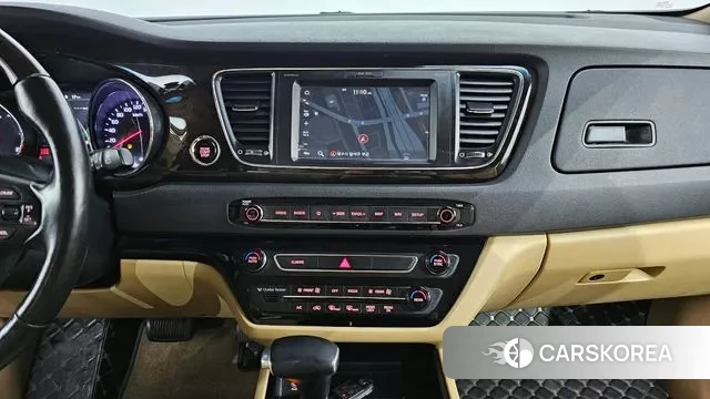 Kia The New Carnival id 3536064 из Кореи 8