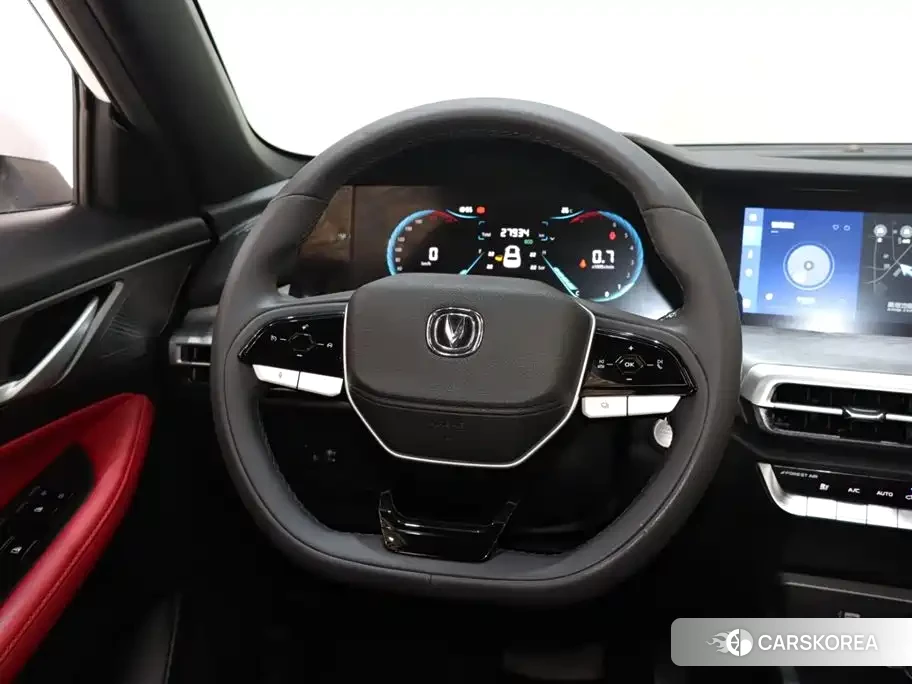 Chang'an Changan CS35PLUS id 4515331 из Китая 8