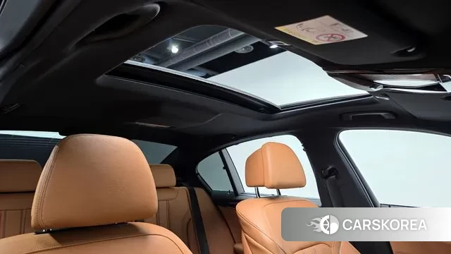 BMW 5 Series (G30) id 3378318 из Кореи 8