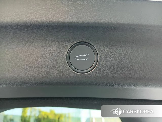 Tesla Model Y id 4414536 из Кореи 8