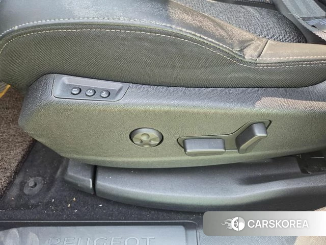 Peugeot 5008 second generation id 3867164 из Кореи 8