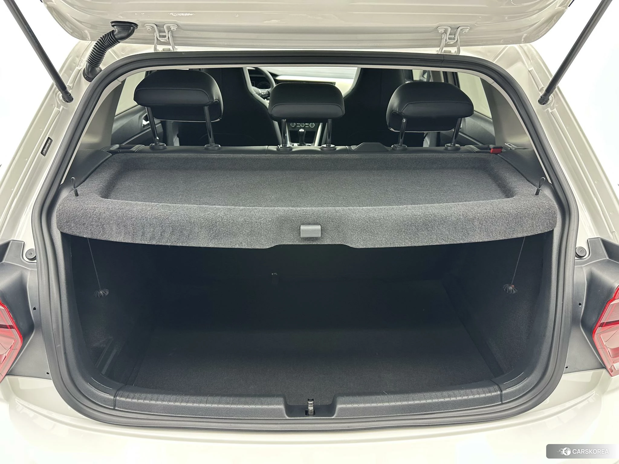 Volkswagen Polo id 4461514 из Китая 8