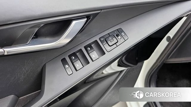 Kia Di Ol Nu Niro id 3827001 из Кореи 8