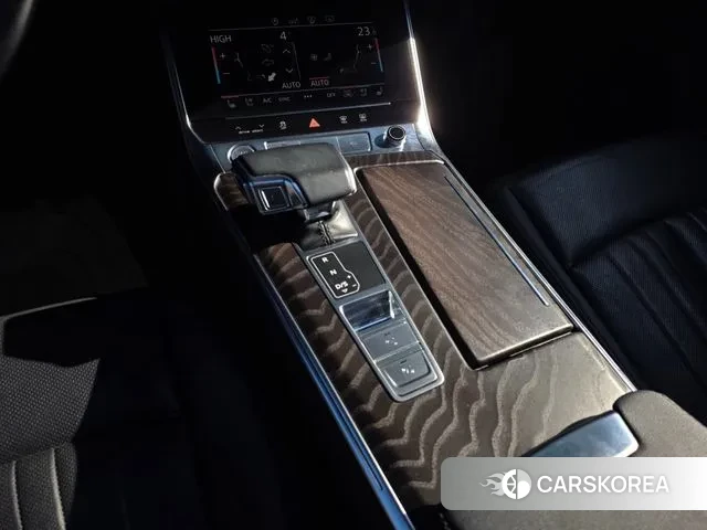 Audi A6 (C8) id 3651068 из Кореи 8