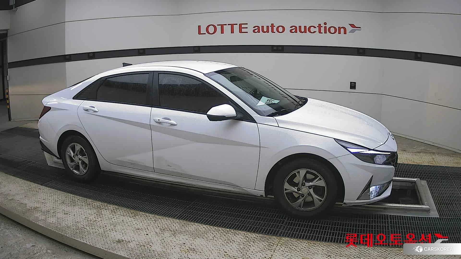 Hyundai Avante id 4352349 из Кореи 8